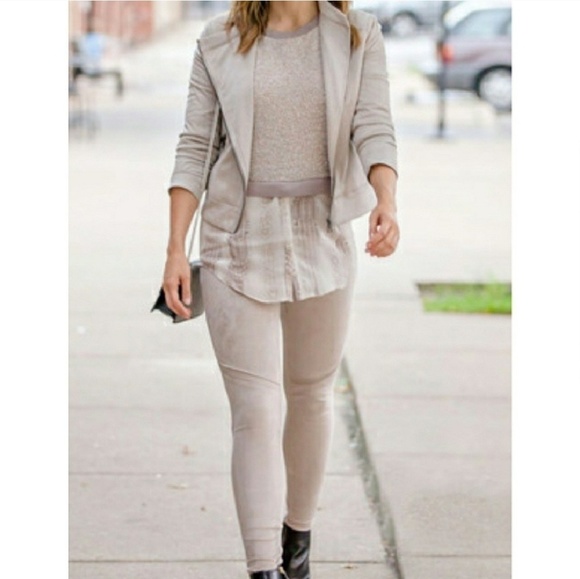 Elie Tahari Boucher Mock Layered Sweater Beige - Picture 2 of 8